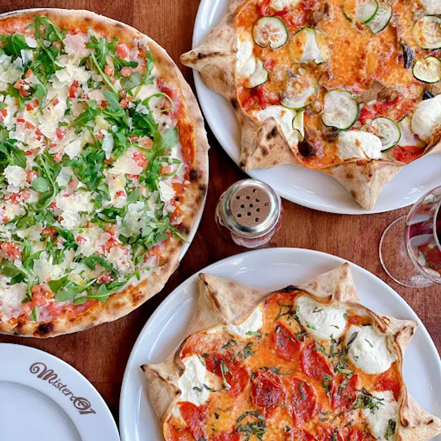 Mister O1 Extraordinary Pizza Mizner