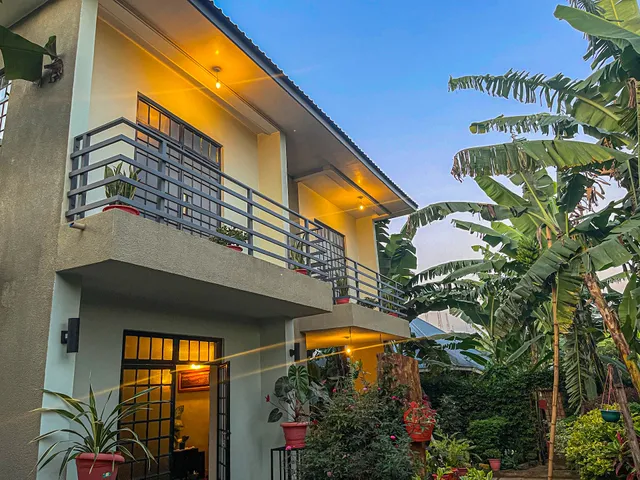 Mama Ket Homes Apartments