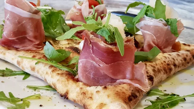 Pizzeria Ezelino's - Machebontà