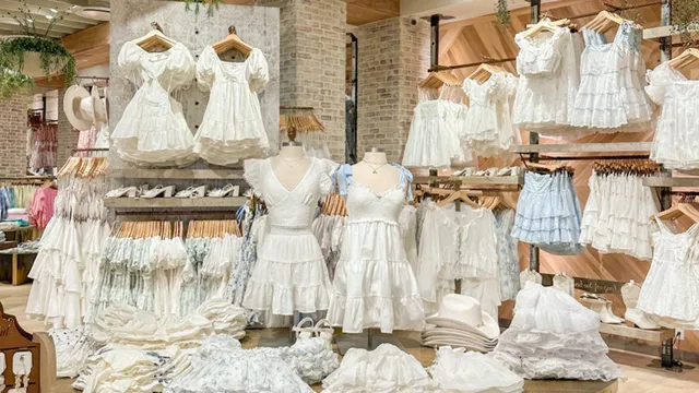 AS Revival Fashion Mall