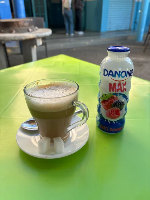 Café And Snack in front of station