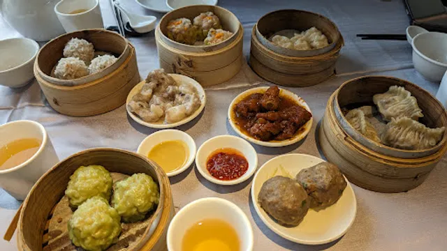 Jing Yue Hong Kong Restaurant