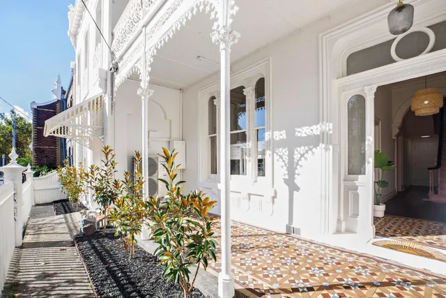 Fitzroy Private Rooms @ 132 Nicholson Homestay