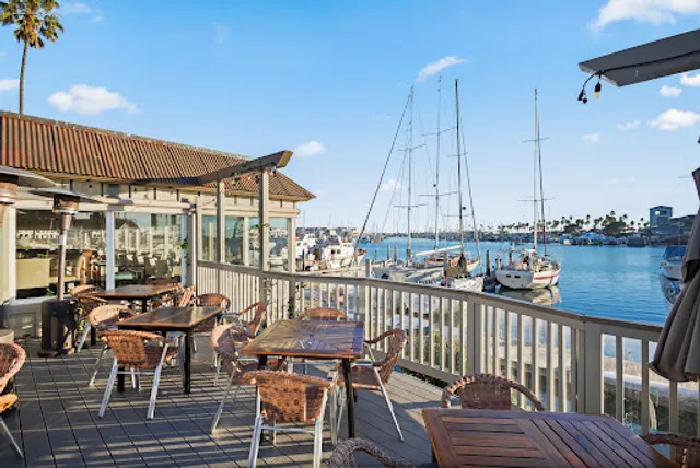 Water's Edge Restaurant and Bar