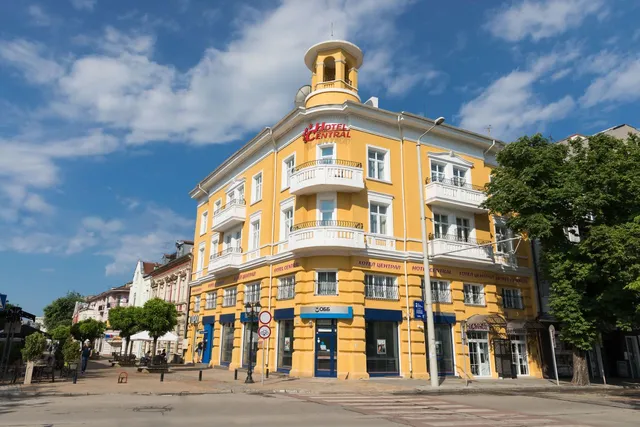 Хотел "Централ"