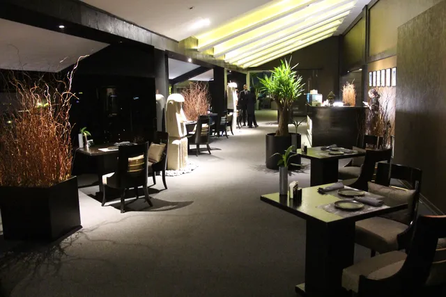 Espinas Hotel Asian Lounge