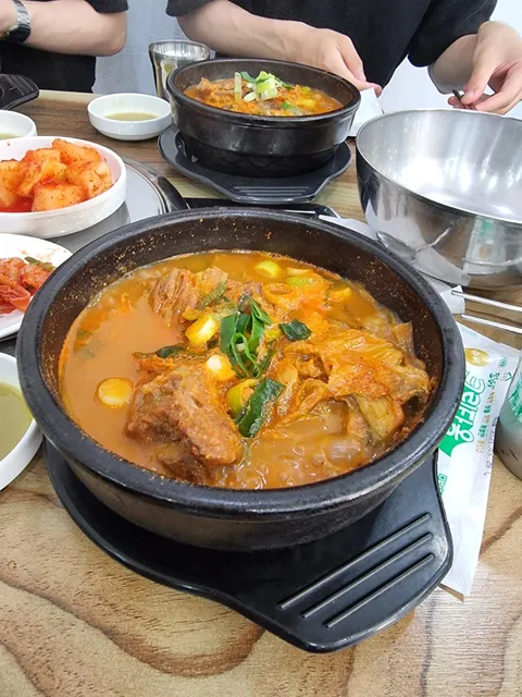 청석골감자탕순대국