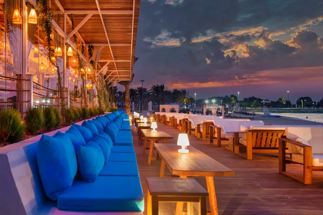 West Bay Lounge Abu Dhabi Corniche