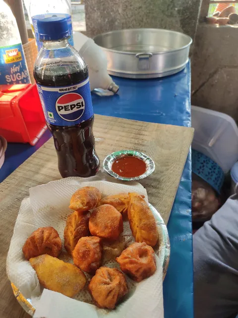 YumChomps- Best Fast Food In Vikaspuri