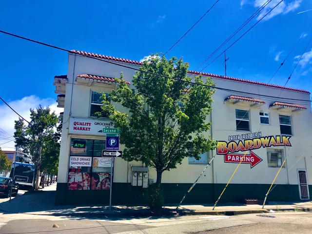 Quality Market Groceries Ice