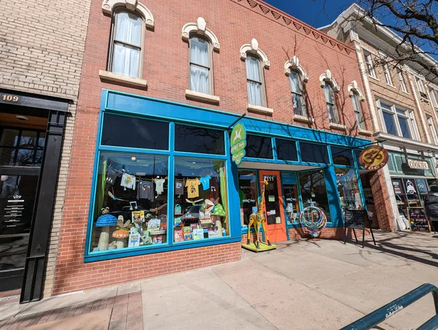 Clothes Pony & Dandelion Toys