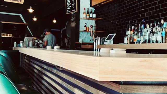 Corner Tavern and Cafe