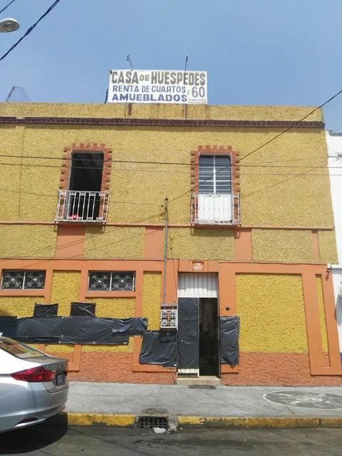 CASA DE HUESPEDES "LA VILLA"