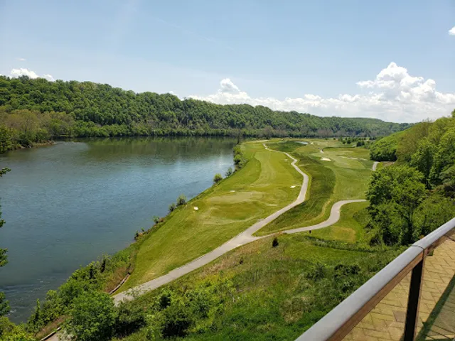 Preston's at The River Course