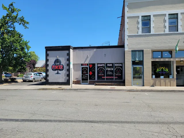 Grants Pass Poker Room