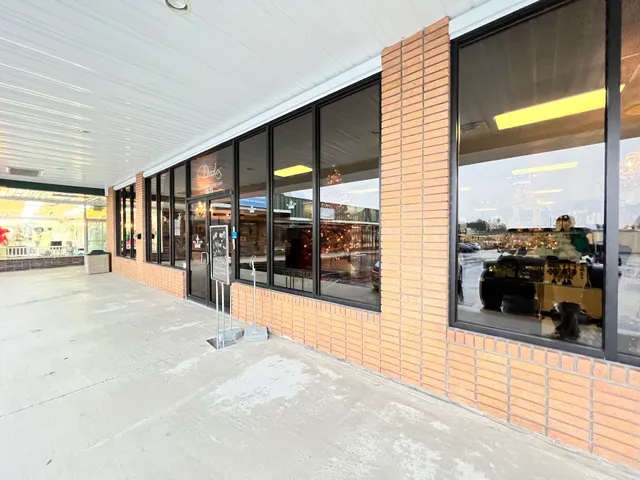 Dazzles Pageant & Prom Apparel