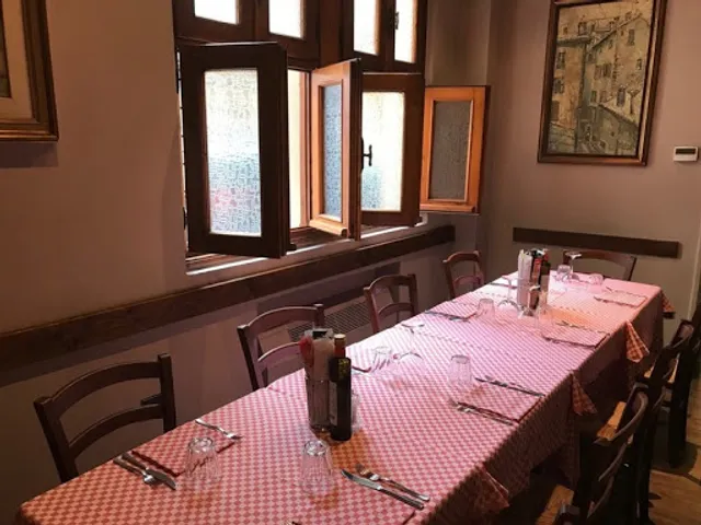 Trattoria Mezzeria