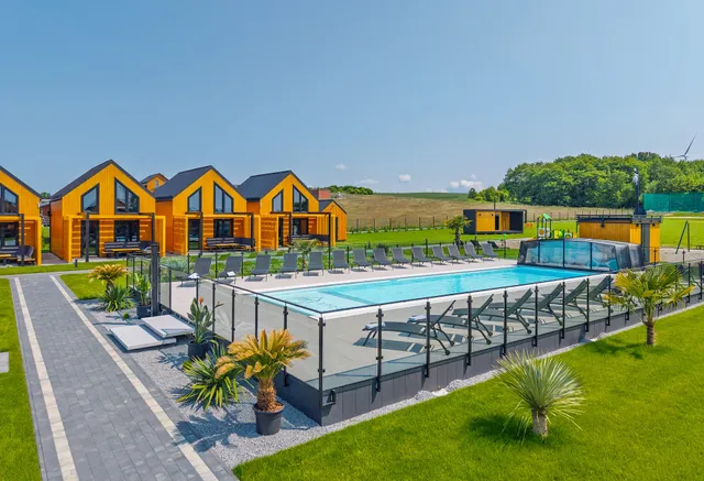 Złota Palma Kopań – Domki z Basenem i Wellness