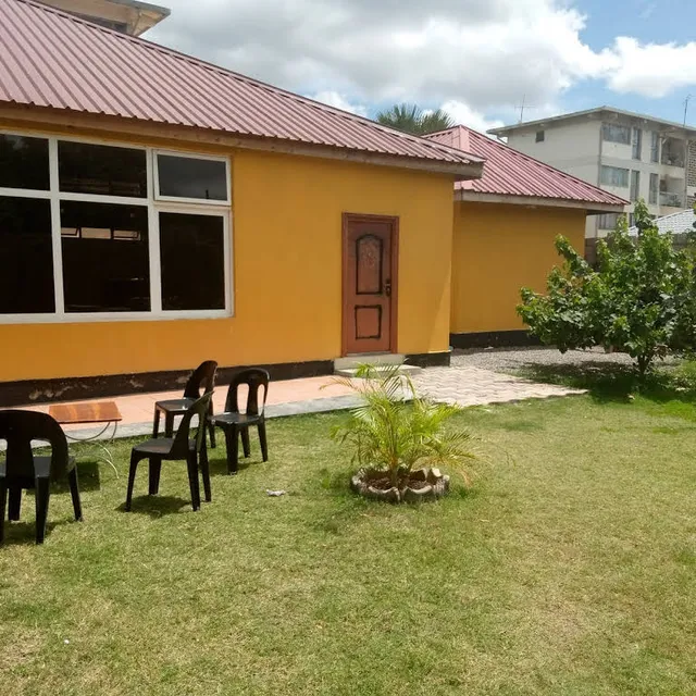 KuTwingi Lodge and Apartments