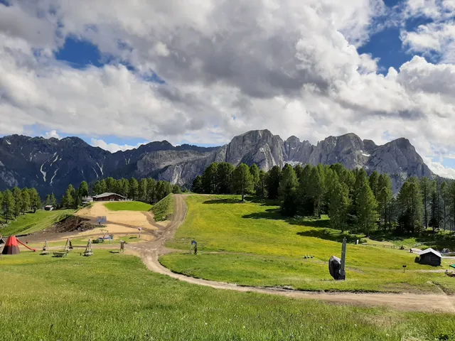 Ski Area Buffaure Centro Escursioni