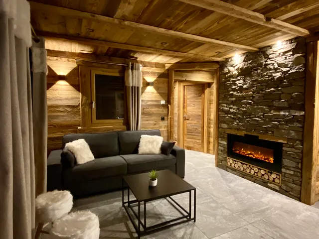 Chalet Les Cocales*** Location de vacances - Séjours et Nuitées B&B à Bessans