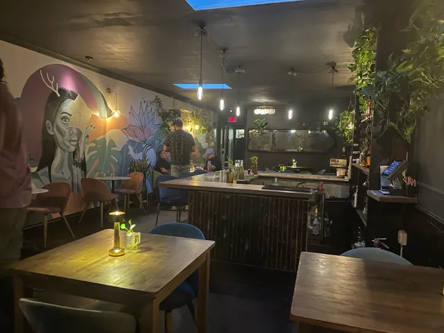 David Skinner Antiques & Period Lighting