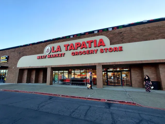 La Tapatía Supermarket
