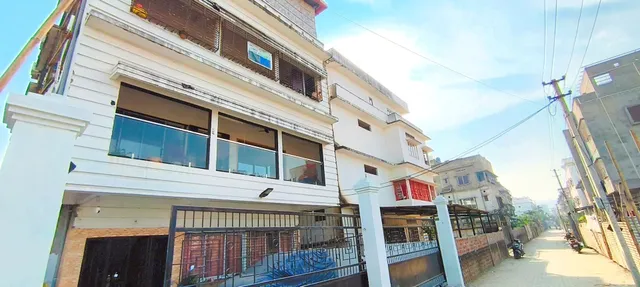 Divine Homestay & Guest house