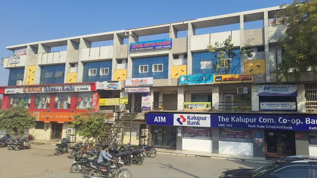 OYO Hotel Divya Palace