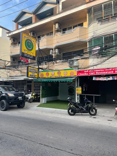 OUTLAW PIZZA (สาขา พัทยา)