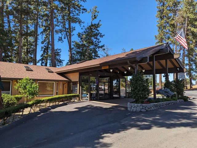 Ponderosa Gardens Motel