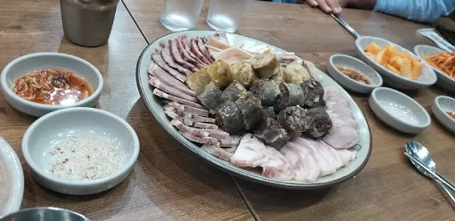 신의주찹쌀순대