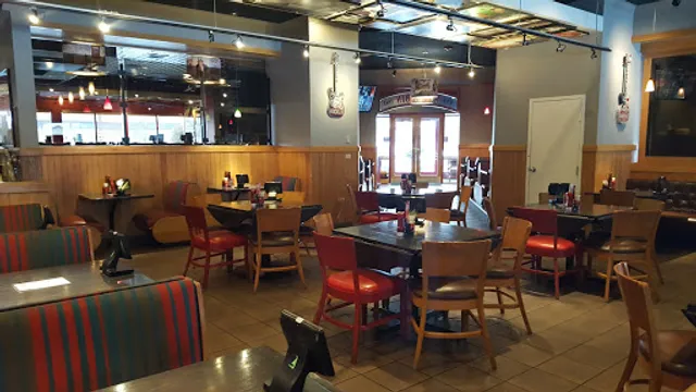 Red Robin Gourmet Burgers and Brews