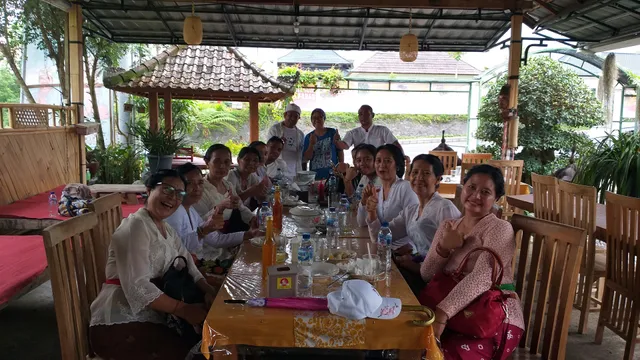 Pay_U Resto Coffee And Bee Farm Garden