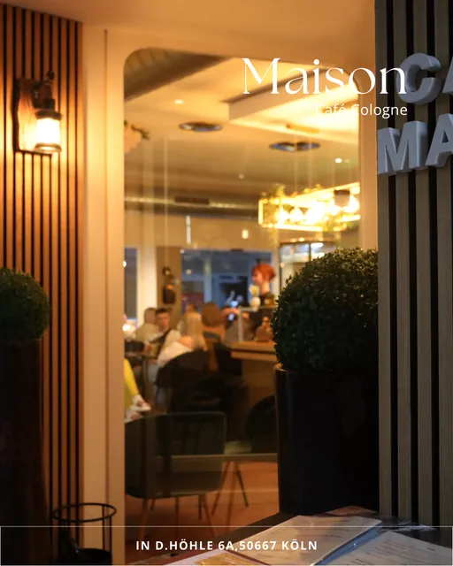 Cafe Maison