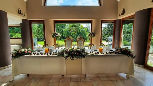 Zielony Buk . Sala weselna