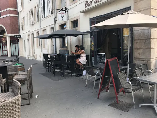 Le Bar des Vedettes