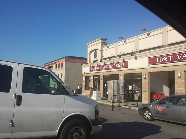 Landau's Supermarket