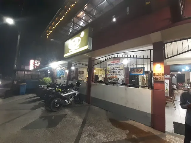Rumah Makan B21