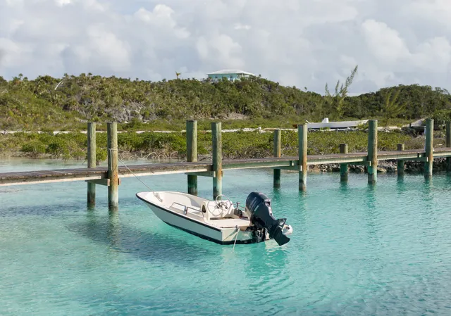 Compass Cay Marina & Resort