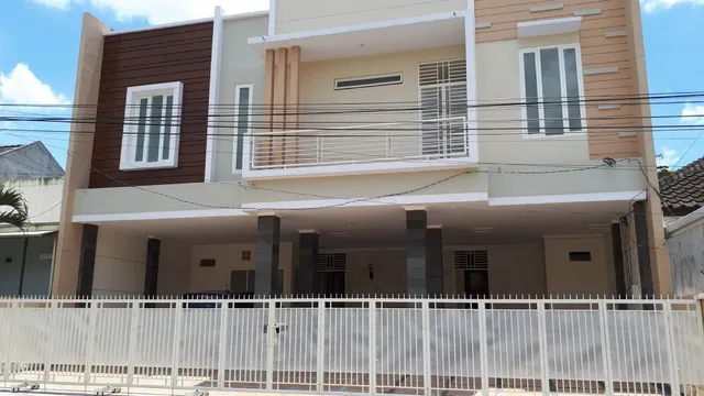 Linn's House Syariah