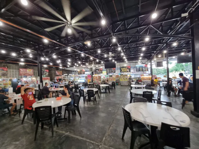 Four Season Food Avenue, Mahkota Cheras