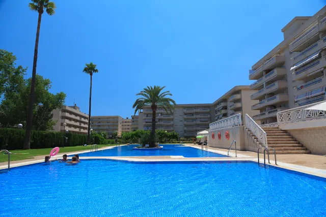 UHC Aquamarina Apartaments