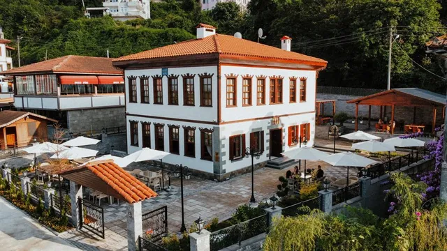 Çakıroğlu Konağı