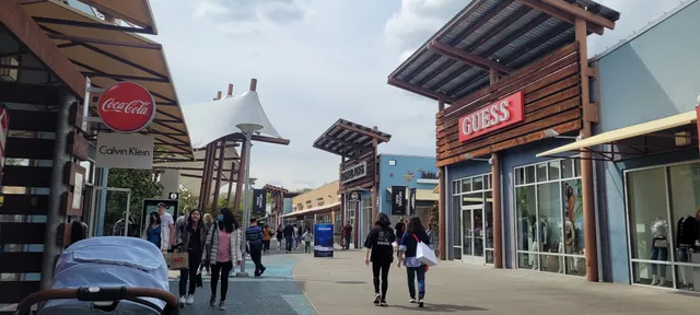 Indian Food Truck in Seattle Premium Outlet Mall