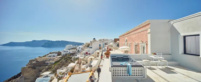 La Maltese Oia Luxury Suites