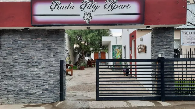 Apart Rada Tilly