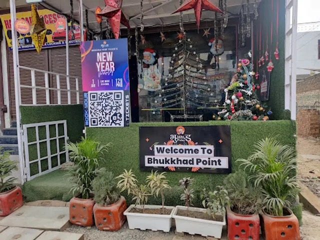 Bhukkhad Point The Family Restaurant