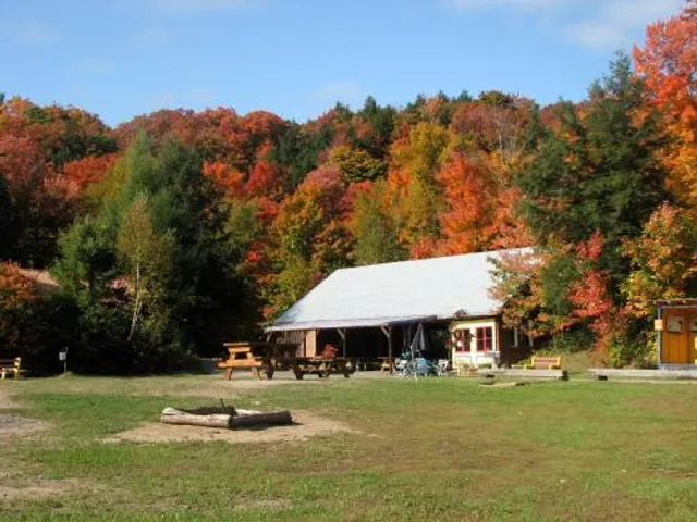 Aux berges du lac Castor