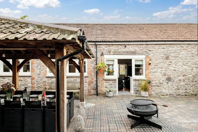 Webbington Farm Holiday Cottages